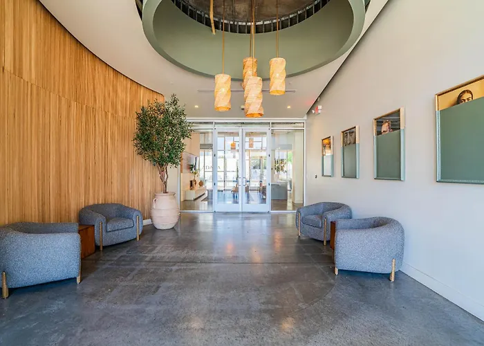 Mins To Asu Dt Phx Poolbalconygymparkingwd Apartment Phoenix